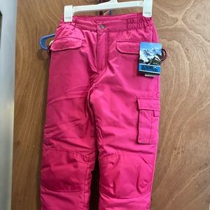 NWT Girl’s size 6 Extreme Outfitters pink snow pants